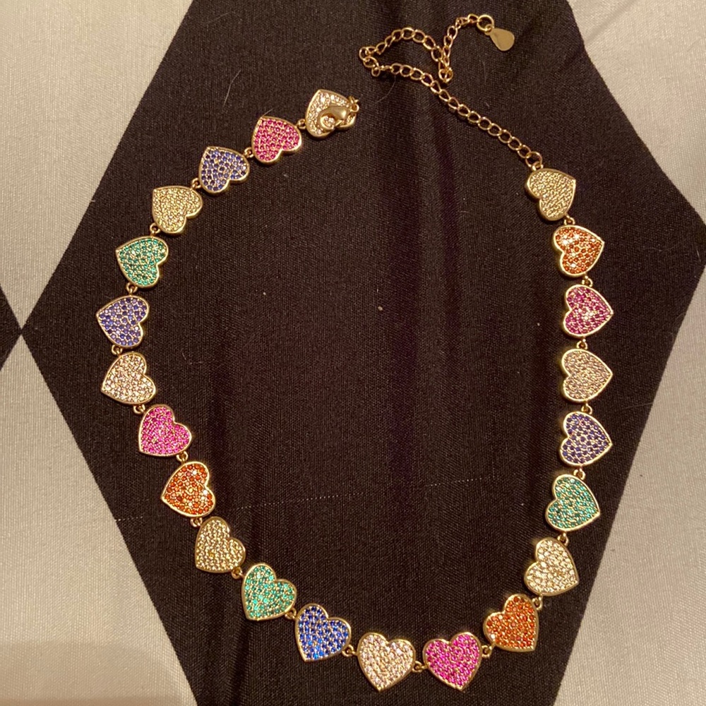Rainbow hearts chocker